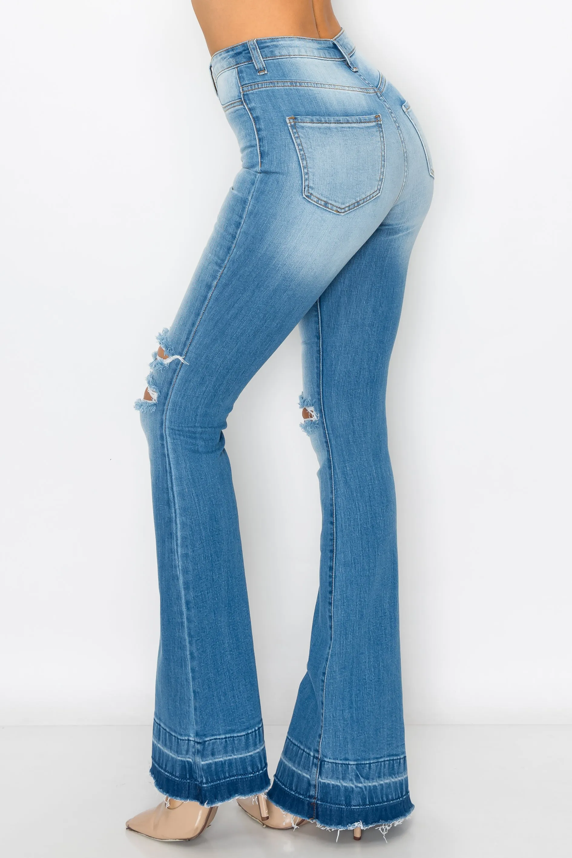 2143 Woman High Rise Light Flare Jeans W/Knee & Tight Slices