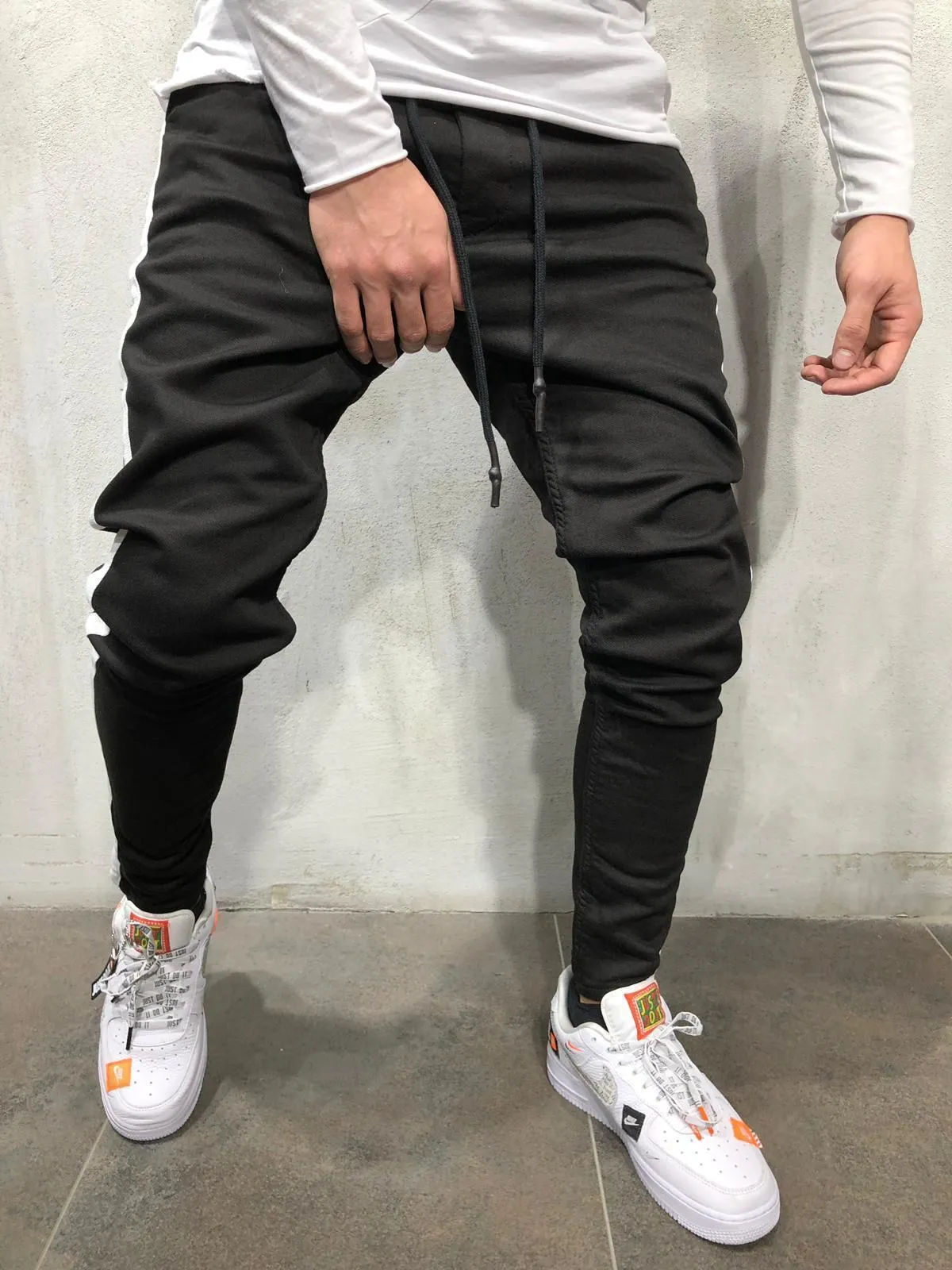 Jogger Jeans White Side Stripes - Black