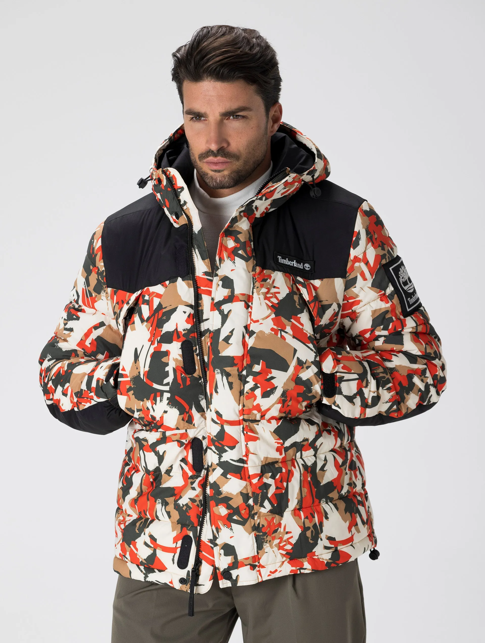 O-A PUFFER JACKET IN CAMOUFLAGE