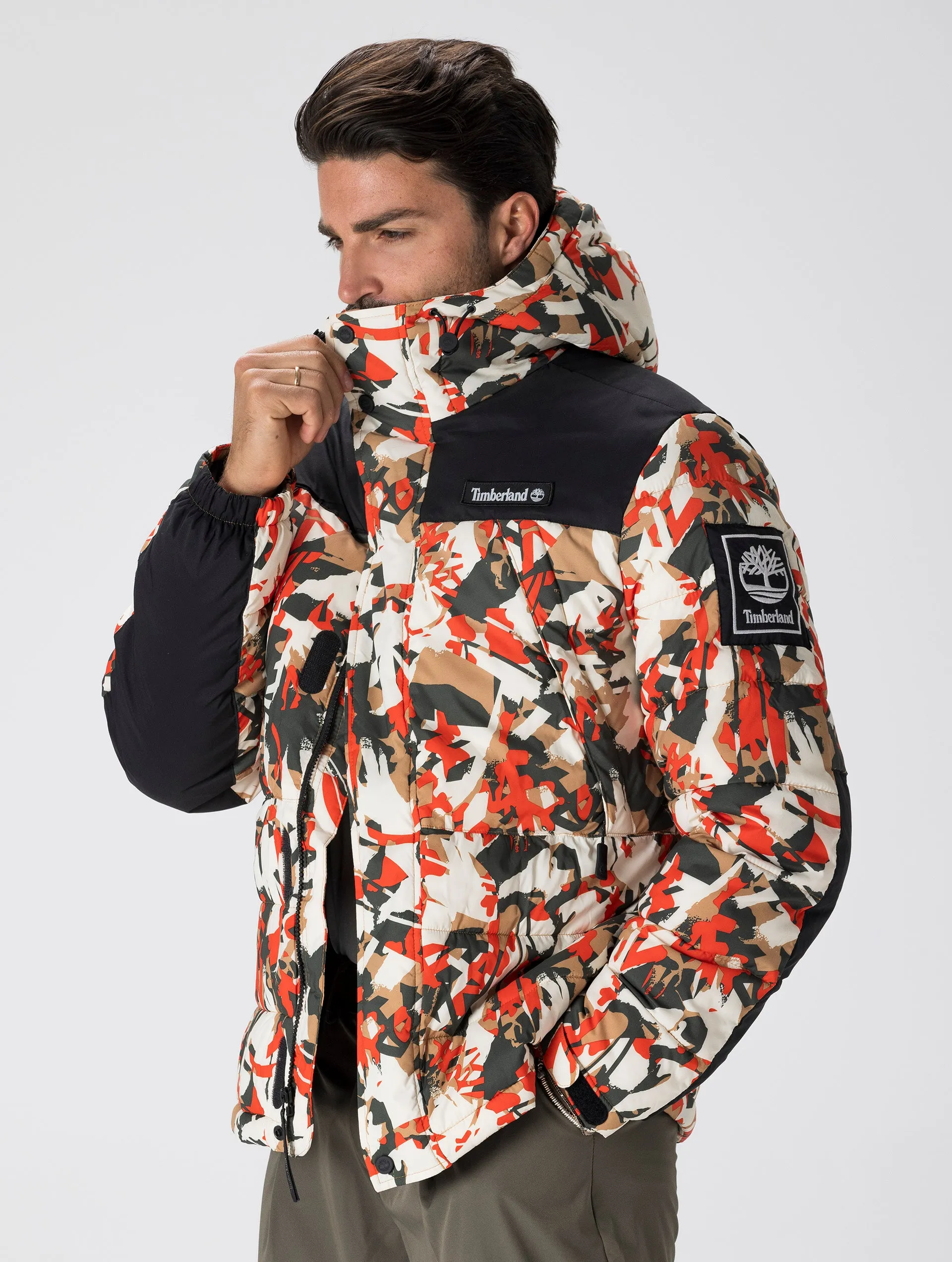 O-A PUFFER JACKET IN CAMOUFLAGE